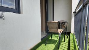 Ruaka convertible apartment with a pool