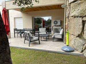 Appartement en bas de villa