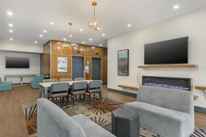 Best Western Plus Suites Downtown Calgary