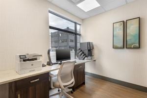 Best Western Plus Suites Downtown Calgary