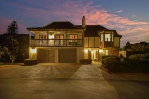 Gated Lakefront Estate - Seaside with Private Beach