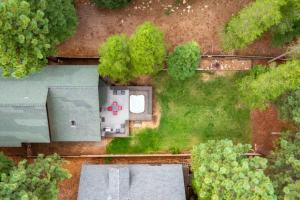 TaHaus Hot Tub Pool Table Dog Friendly