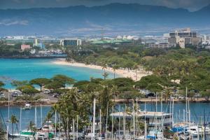 1341- Ilikai Collection 7- Gorgeous Sunset and Beachfront Condo