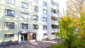 Spacious Apartment for 5