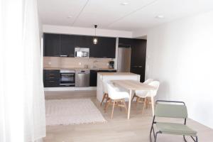 Central and Spacious Apartment for 3 with Sauna