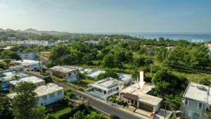 Multifamily 413 home near beach & plaza