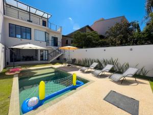 Piscina Aquecida, Sauna, Gourmet e Vista da Pedra