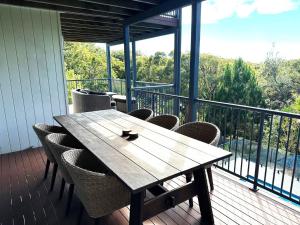 Rainbow Beach House - Rainbow Beach. Pool. Wifi. Views.