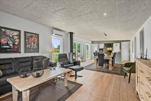 C11535-Hemmet-Horsfold-89