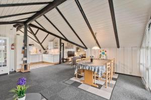 C11181-Hemmet-Tues-Drowt-13