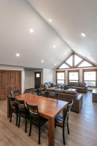 The Evergreen Cabin