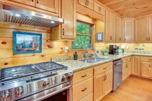 Serene Riverfront Escape in Ellijay, Georgia!