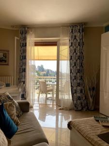 DE Home, comfort e vista mare