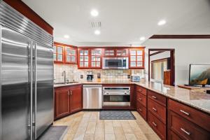 Waipouli Beach Resort E105