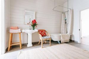 The Sunday School - Timeless Cottage Wine Region