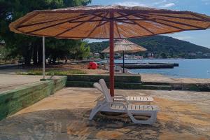 Family friendly seaside apartments Brgulje, Molat - 24673