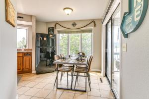 Table Rock Lake Retreat Steps to Water and Pools!