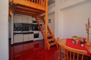 Apartments with parking space Punat, Krk - 24847