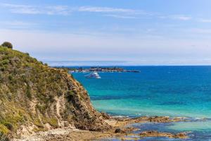 Seahouse Studio - Private Beach Access Pets