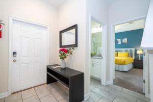 Family Friendly Four Bedrooms w Pool 4896