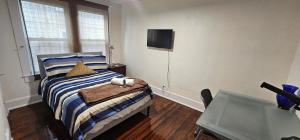 Two levels of entertainment!