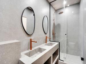 Spacious Apartment - 2BR 10P - Place dItalie