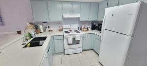 Surfside I #303 condo