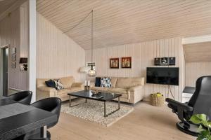 C11545-Hemmet-Husfold-1