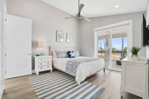 VitaminSea Villa w Golf Cart