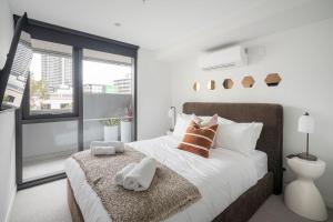 Luxury City Escape Steps from RAC Arena