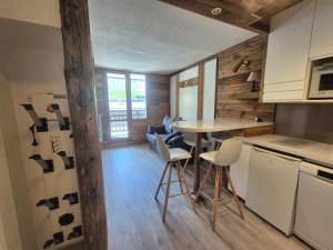 Studio ski aux pieds Tignes Val Claret - 4 pers, balcon - FR-1-502-599