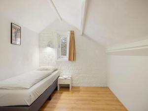 Lakeside Retreat in Drenthe