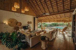 Bungalow with pool and Air Conditioning near playa Macao
