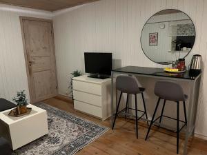 Great location, close to Telegrafbukta!