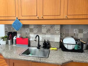 4BR Tipolo rest house with Pool Sauna billiards hockey