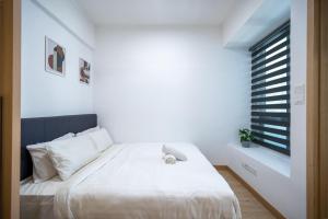The Colony Infinitum By Master House