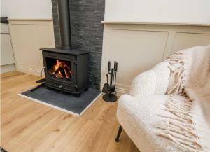 Roe Deer Lodge with Wood-Fired Hot Tub - Alum House Litlebeck, Whitby