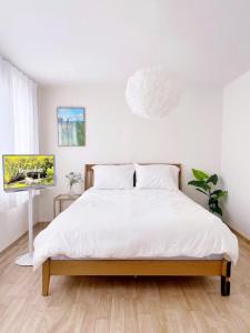 Hongdae Area Stay with Free Luggage Storage and Airport Bus Access - Apartmány, Soul