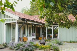 Creative Hideaway By Hållsviken Bay