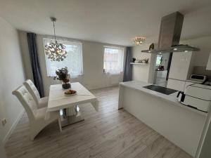 Above-standard 4-room apartment in a new building in the city center