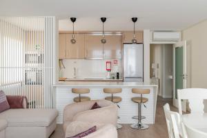 Surf and Chill House