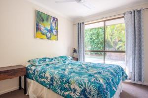 Dream Pool - Rainbow Beach