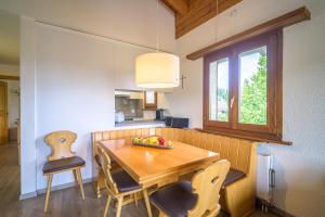 Edelweiss Ferienwohnung, Attica Muntognas