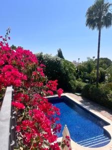 Luxury stay at Villa Maria in El Paraiso Spain