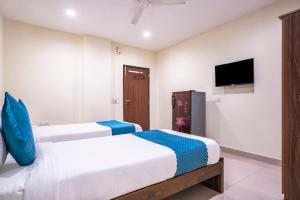 Blue Springs-Madhapur