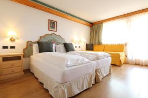 Superior Family Room room in Park Hotel Bellacosta