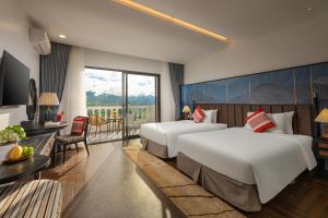 DeLaMont Sapa Hotel - Hill Serenity Retreat