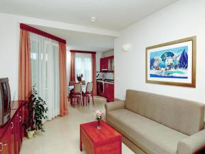 Apartment in Veli Losinj by the Beach
