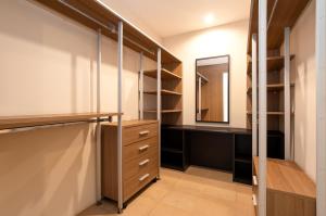 181 Ekkamai Studio Apartment