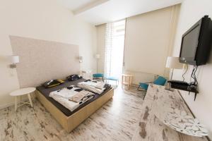 Central 5 Guest House